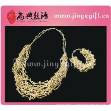 Pakistani Bijoux Chic fil Crochet Gold String Necklace